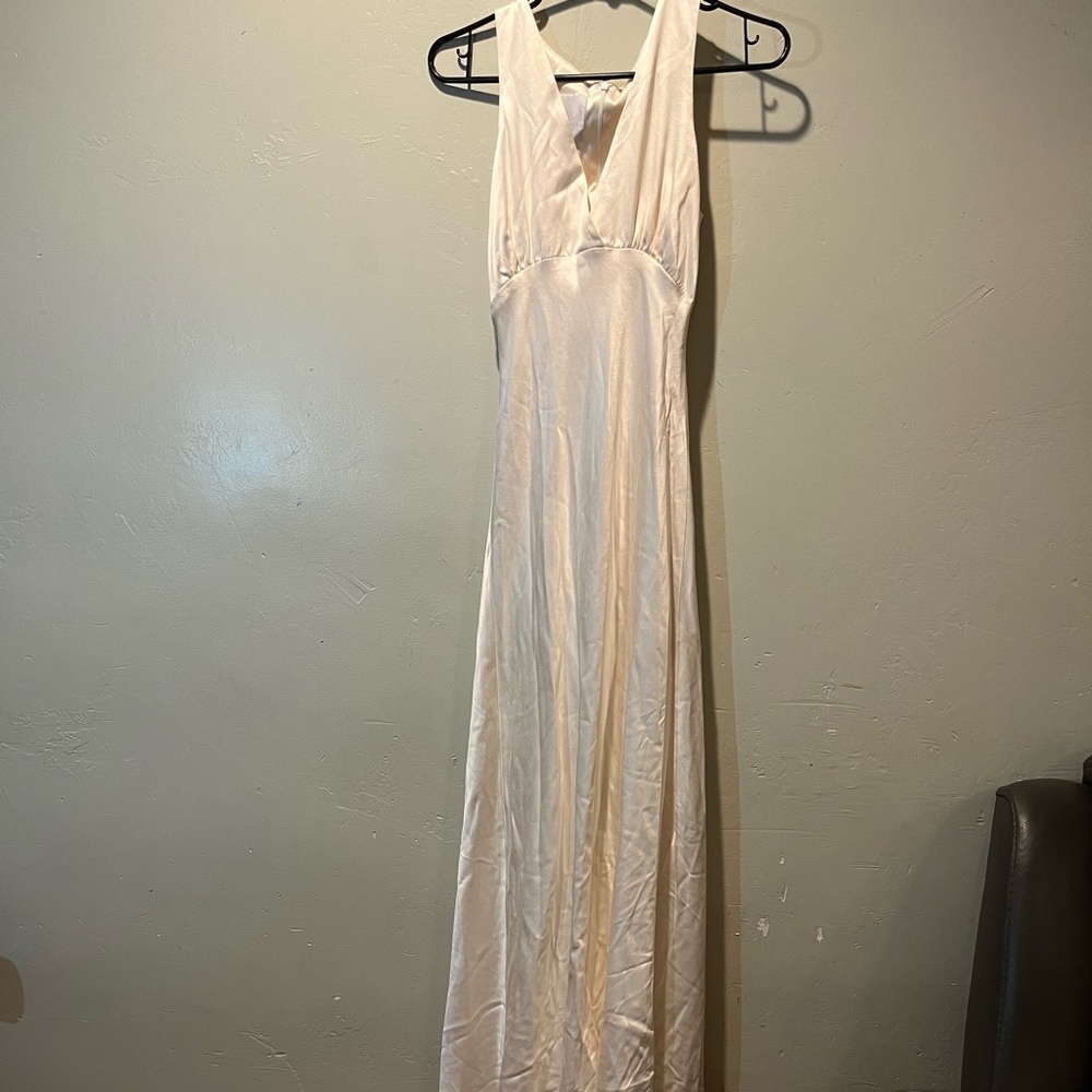 Lynn Lugo white wedding/formal/prom dress Size 6